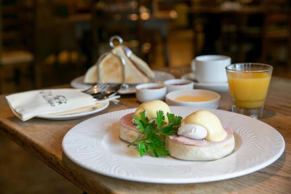Wild Boar Estate Hotel Bowness-on-Windermere Eksteriør billede