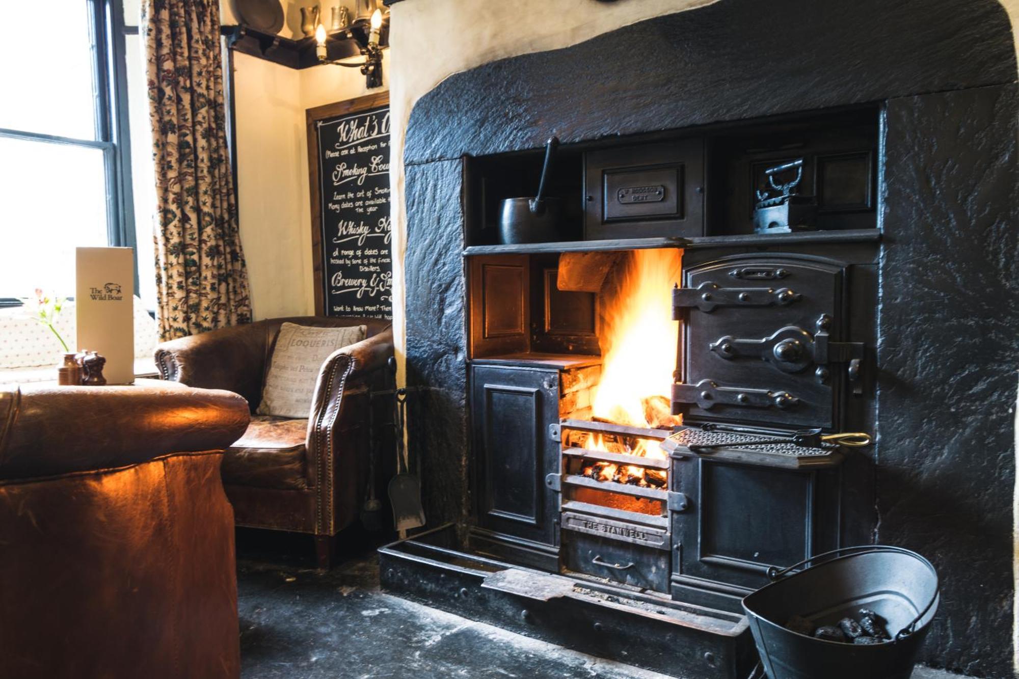 Wild Boar Estate Hotel Bowness-on-Windermere Eksteriør billede