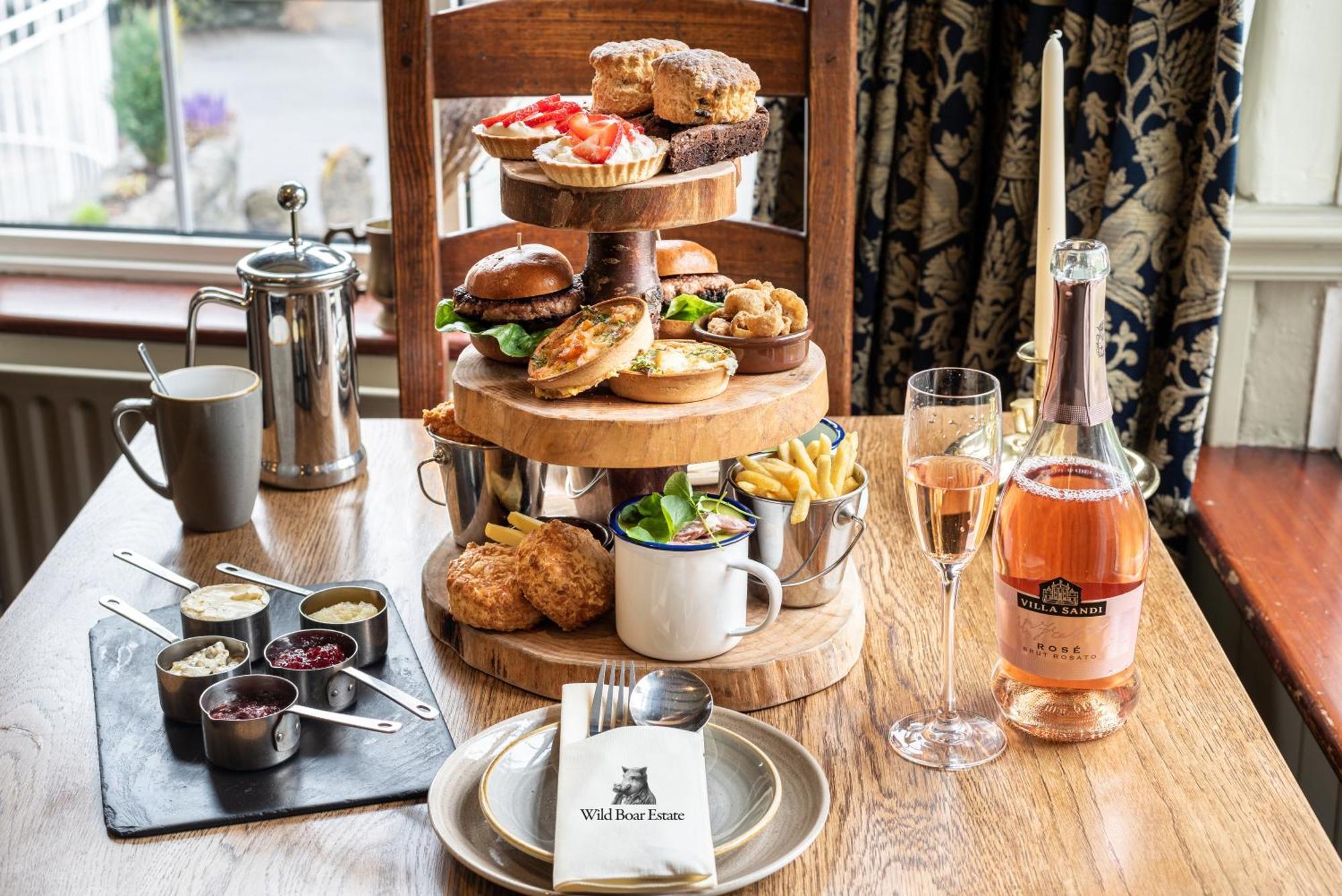Wild Boar Estate Hotel Bowness-on-Windermere Eksteriør billede