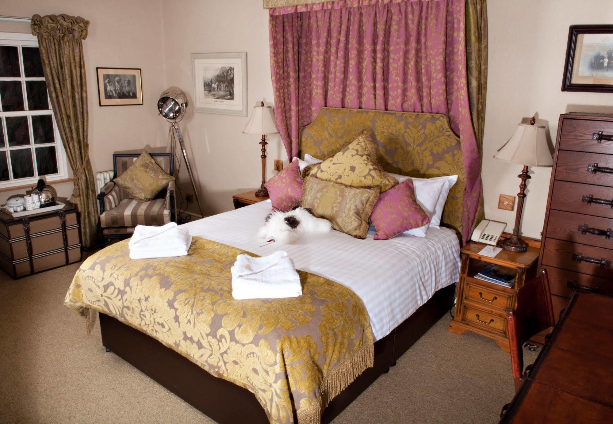 Wild Boar Estate Hotel Bowness-on-Windermere Eksteriør billede